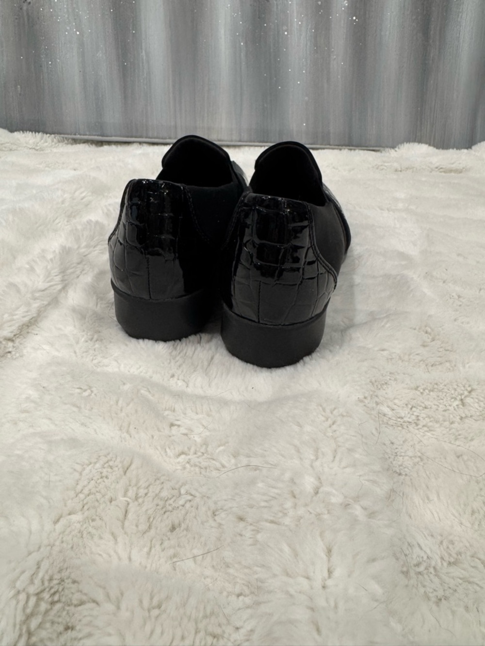 Clark’s Collection Gael Rex Black Croc Print Loafer - Picture 2 of 5